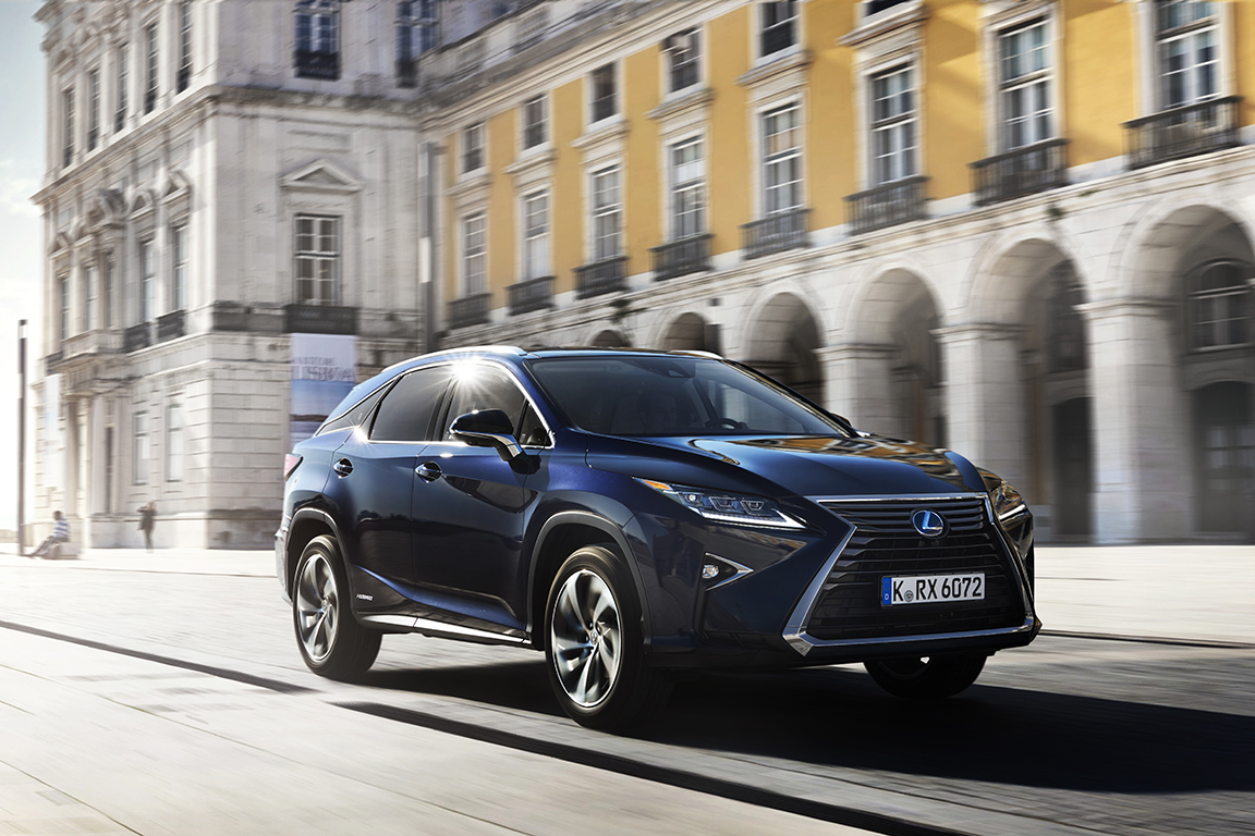 Lexus RX: Внеземная цивилизация