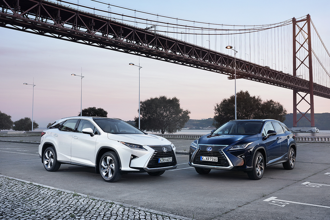 Lexus RX: Внеземная цивилизация