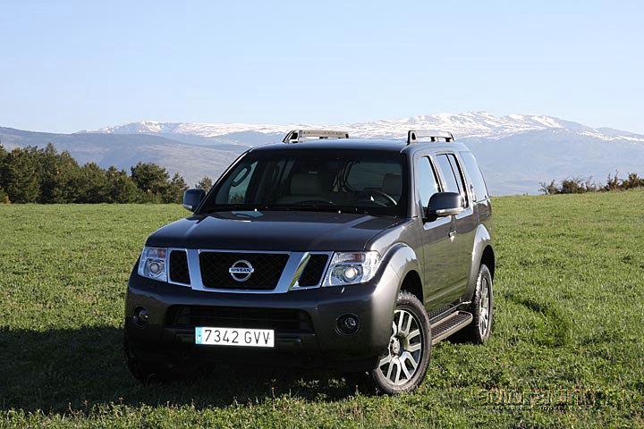 Тест Nissan Navara и Pathfinder: Массовый UpGrade