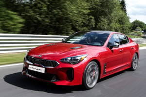 Kia начнет российские продажи Стингера в 2018 году