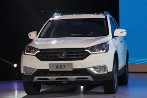 Dongfeng привезет в Россию кроссовер AX7