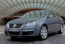 "Авто Ганза" упрощает процедуру выдачи и выплаты кредита.