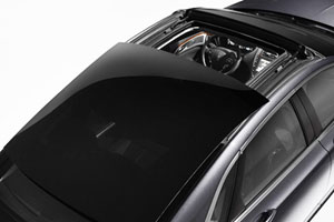 Серийный Lincoln MKZ получит полностью стеклянную крышу 
