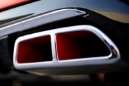 Peugeot показала тизер “заряженного” хэтчбека 208
