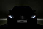 Обновленный Toyota Camry на автосалоне в Москве